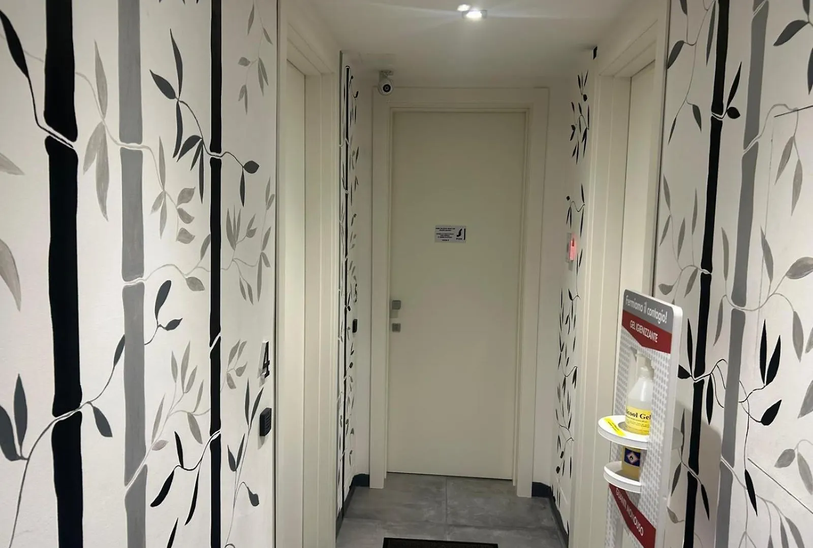B&B Relax Rooms - Villa Murari Bra 维罗纳 0*,  意大利
