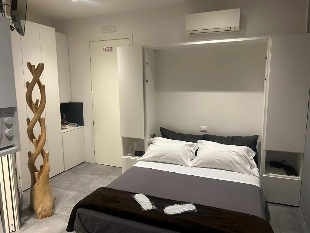 Homestay B&B Relax Room - Villa Murari Bra 20 Verona Italy