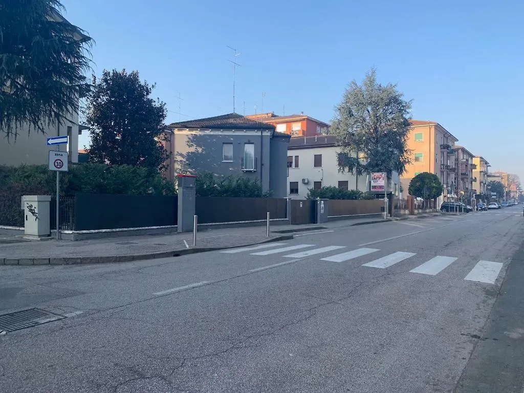 B&B Relax Room - Villa Murari Bra 20 Verona Homestay